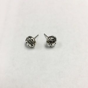 .925 silver filigree stud earrings.